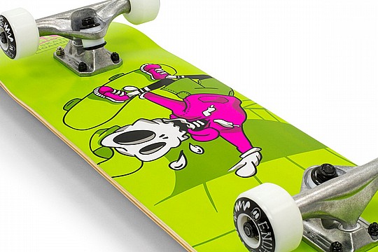 ������� ENUFF SKULLY ����