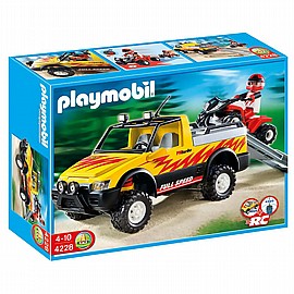 גרר עם טרקטור גרר עם טרקטור