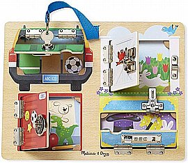לוח מנעולים קטן מעץ - Melissa and Doug לוח מנעולים קטן מעץ - Melissa and Doug
