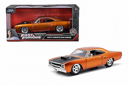 ���� ���� 1:24  ���� ������ DOMS PLYMOUTH ROAD RUNNER