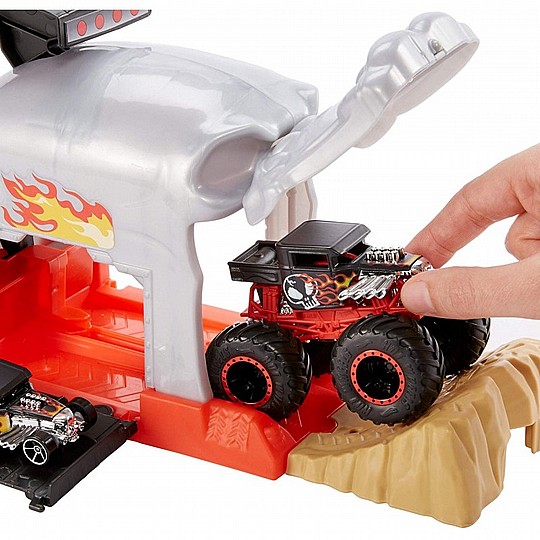 ��� ����� ���� ����� ����� ����� MONSTER TRUCKS