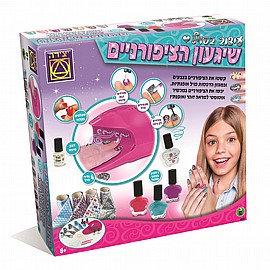 עיצוב בפויל שיגעון הציפורניים עיצוב בפויל שיגעון הציפורניים