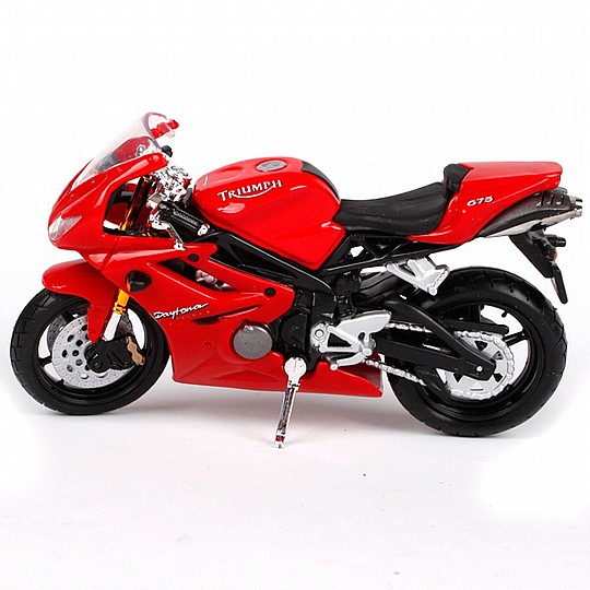 maisto ������ Triumph Daytona 675