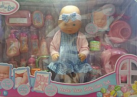 בובת תינוק 40 ס"מ PEEK A BOO כולל כלי אוכל ואביזרים, סיר, אביזרי נקיון וצעצוים לבובה בובת תינוק 40 ס"מ PEEK A BOO כולל כלי אוכל ואביזרים, סיר, אביזרי נקיון וצעצוים לבובה