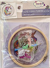 יוצרים תמונה עם אבני שיבוץ - חד קרן יוצרים תמונה עם אבני שיבוץ - חד קרן