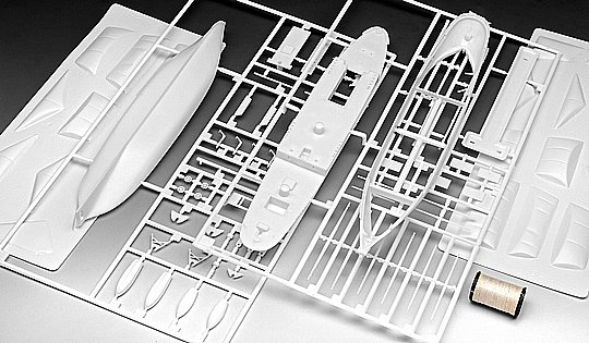 REVELL - ����� ���� ������� HMS (��"� 1:450)